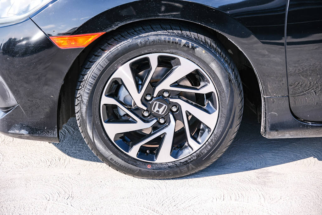 Thumbnail: 2018 Honda Civic - 17