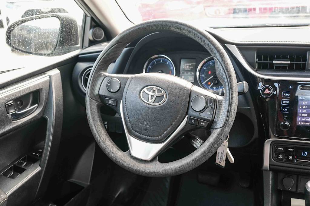 Thumbnail: 2018 Toyota Corolla - 12