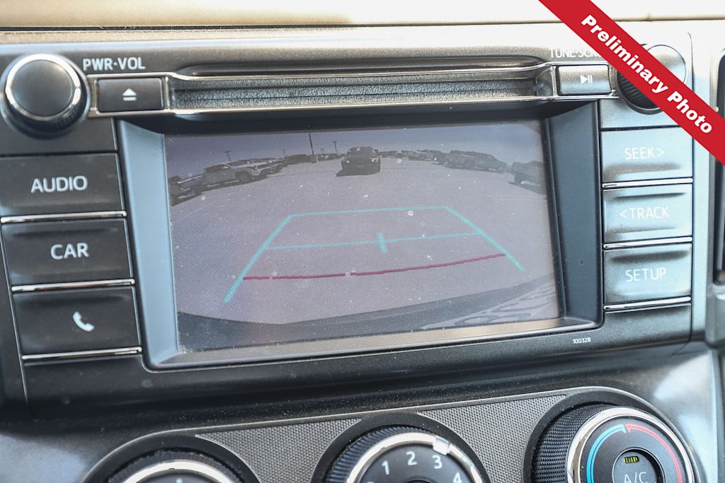 Thumbnail: 2015 Toyota RAV4 - 10