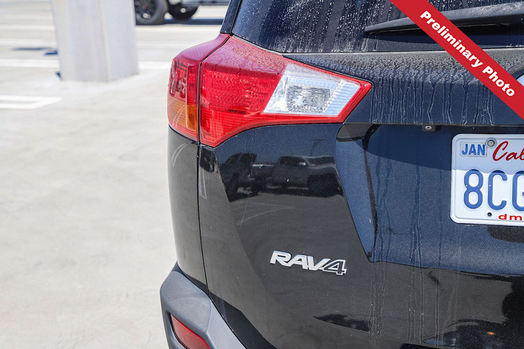 Thumbnail: 2015 Toyota RAV4 - 16
