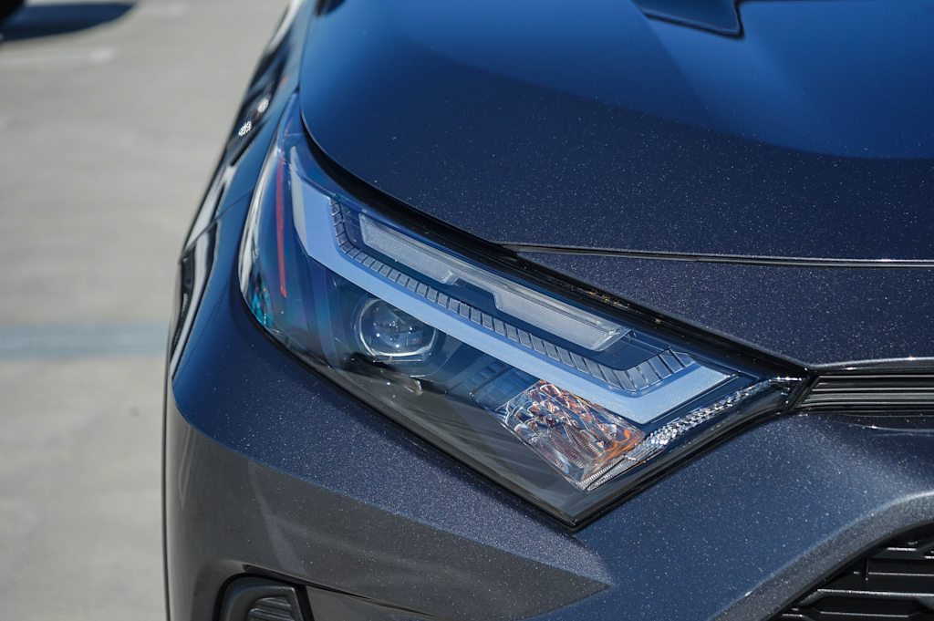 Thumbnail: 2024 Toyota RAV4 - 6