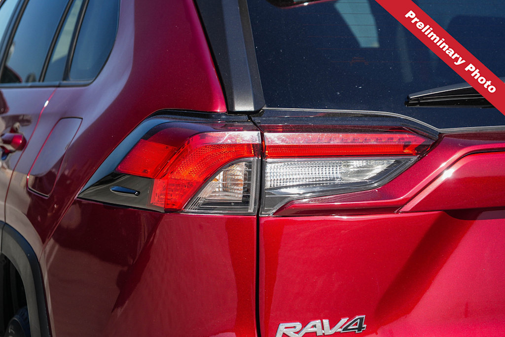 Thumbnail: 2025 Toyota RAV4 - 17