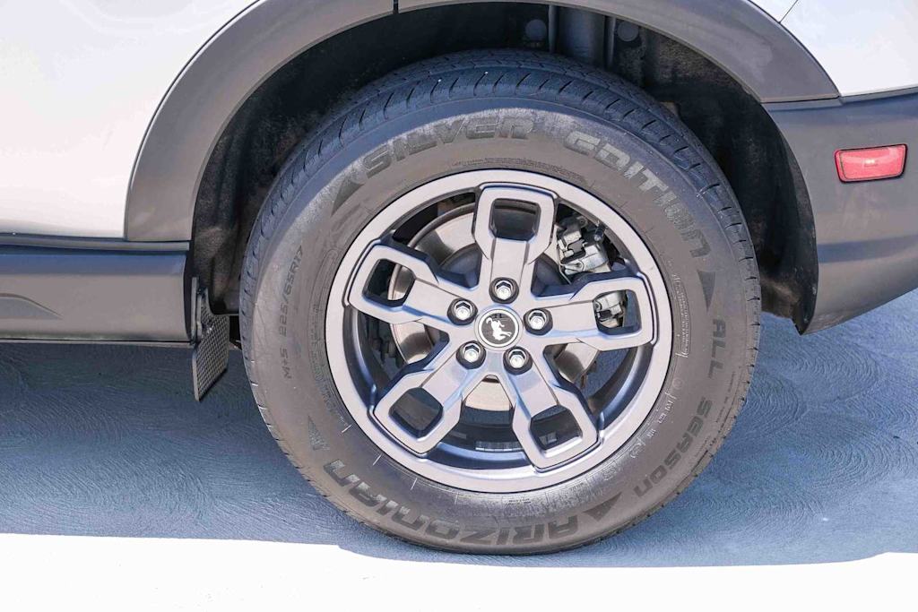 Thumbnail: 2021 Ford Bronco Sport - 6