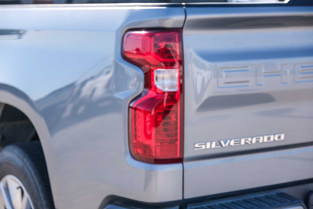 Thumbnail: 2024 Chevrolet Silverado 1500 - 16