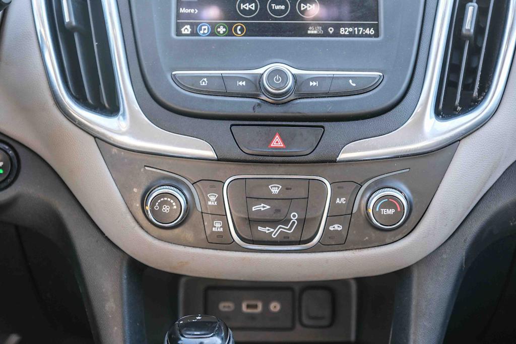 Thumbnail: 2019 Chevrolet Equinox - 21