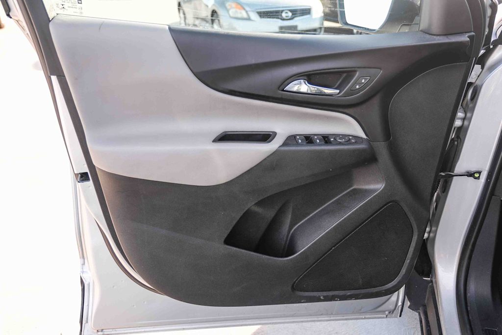 Thumbnail: 2019 Chevrolet Equinox - 24