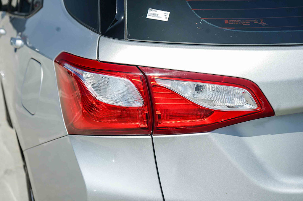 Thumbnail: 2019 Chevrolet Equinox - 19