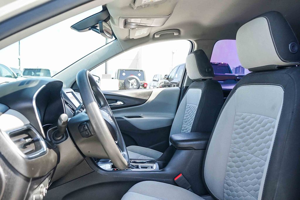 Thumbnail: 2019 Chevrolet Equinox - 9