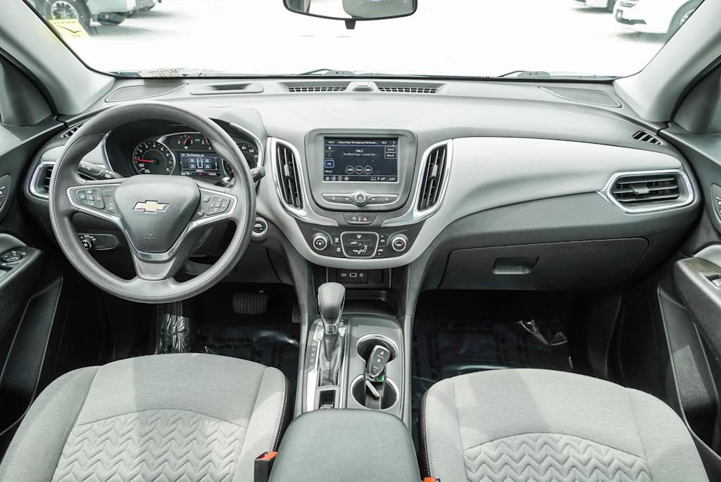 Image 3 of 2023 Chevrolet Equinox