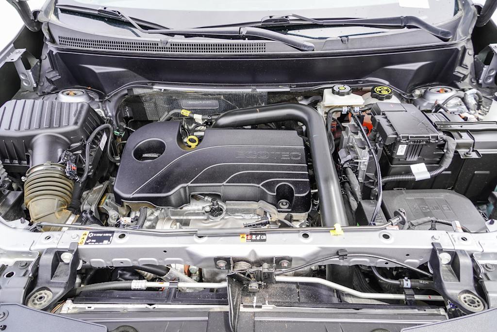 Image 8 of 2023 Chevrolet Equinox