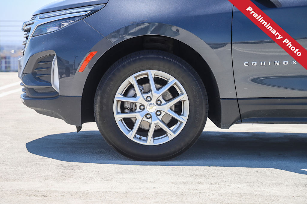 Thumbnail: 2022 Chevrolet Equinox - 5