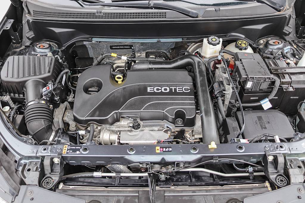 Thumbnail: 2022 Chevrolet Equinox - 8