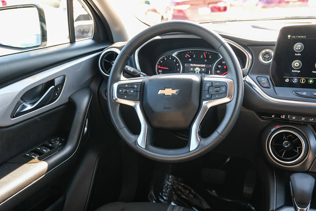 Thumbnail: 2025 Chevrolet Blazer - 10