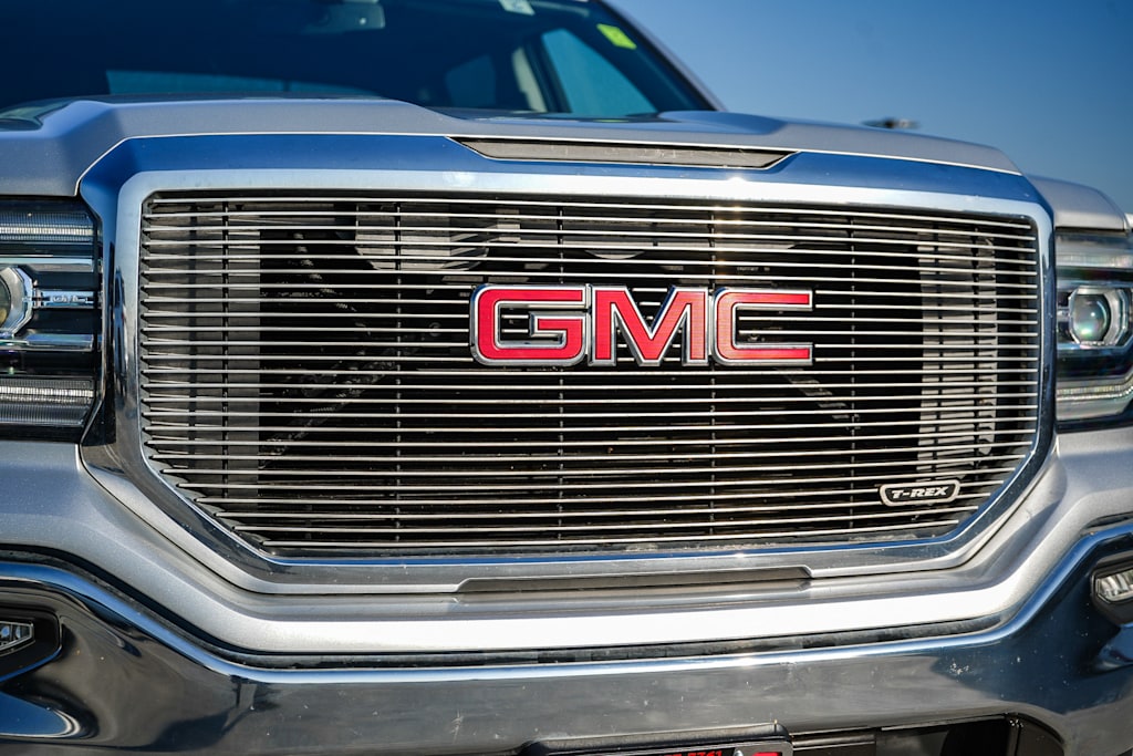 Thumbnail: 2016 GMC Sierra 1500 - 17