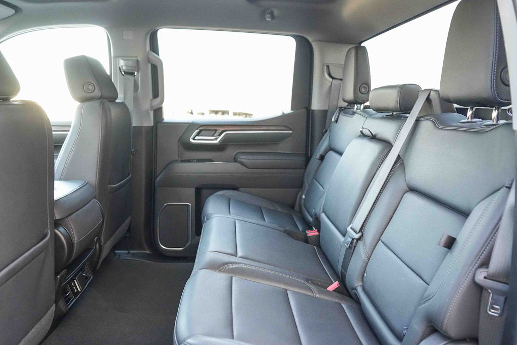Thumbnail: 2026 GMC Sierra 1500 - 12
