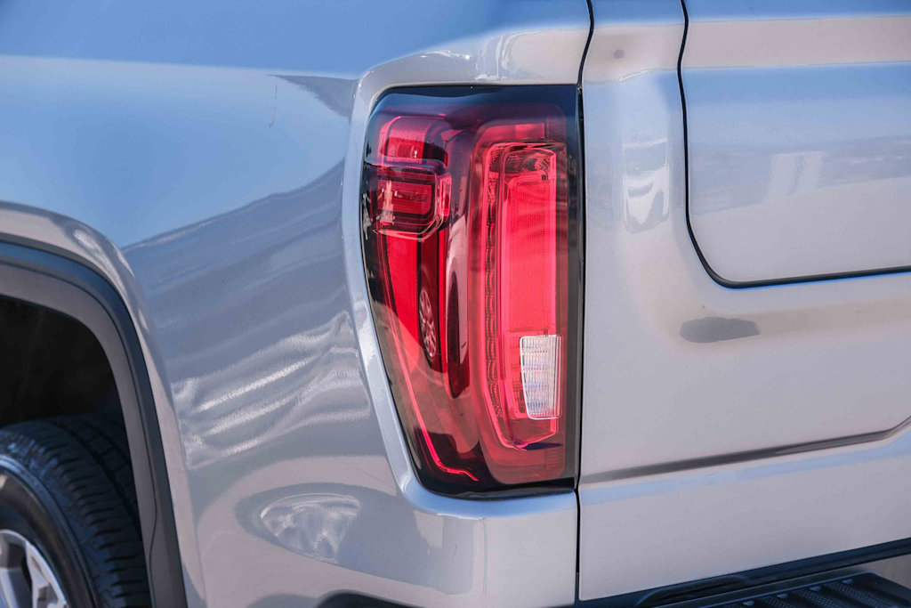 Thumbnail: 2025 GMC Sierra 1500 - 17
