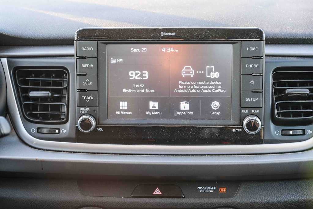 Thumbnail: 2019 Kia Rio - 17