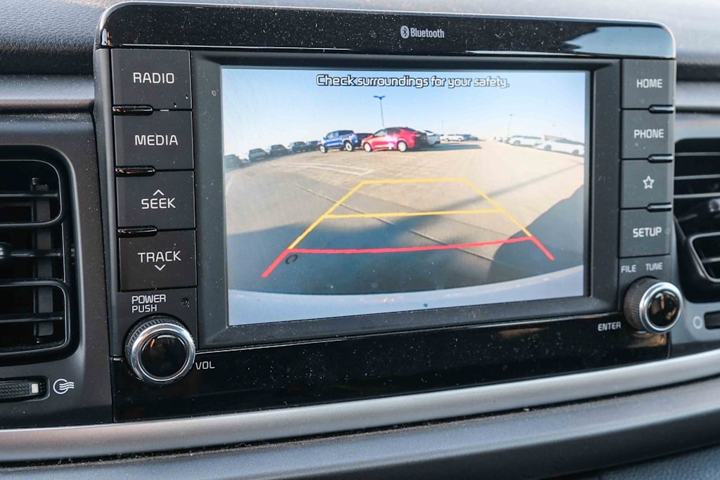 Thumbnail: 2019 Kia Rio - 22
