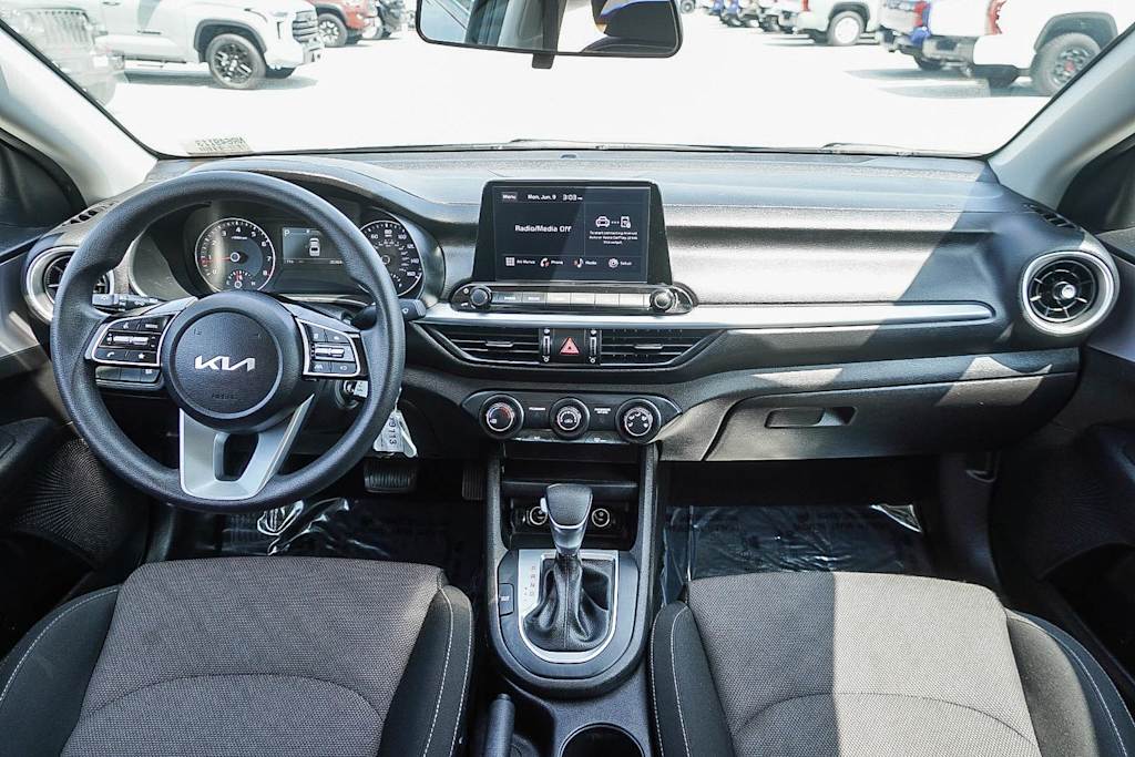 Image 3 of 2023 Kia Forte