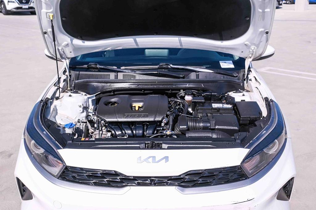 Thumbnail: 2022 Kia Forte - 8
