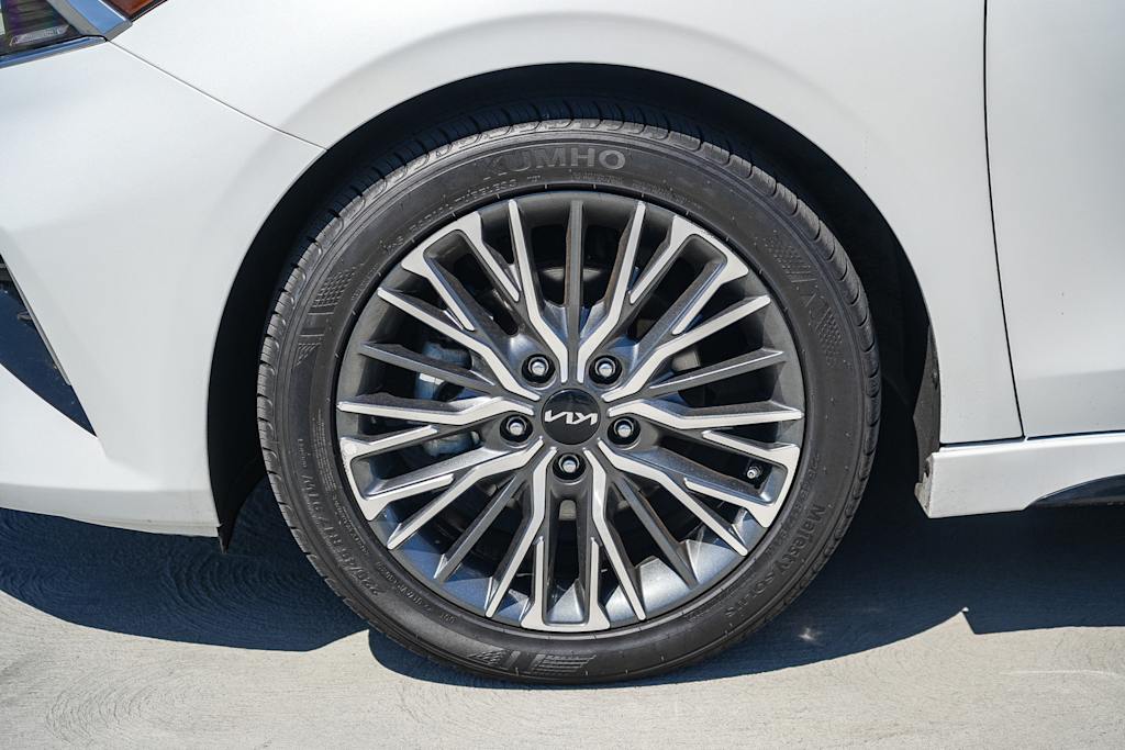 Thumbnail: 2024 Kia Forte - 21