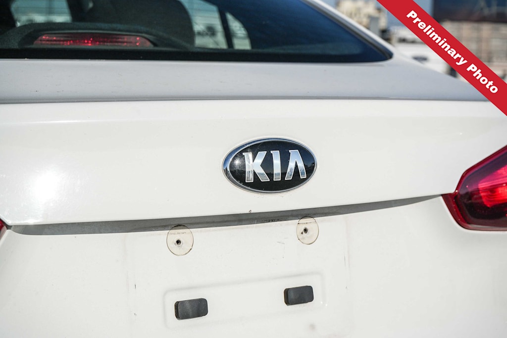 Thumbnail: 2017 Kia Forte - 6