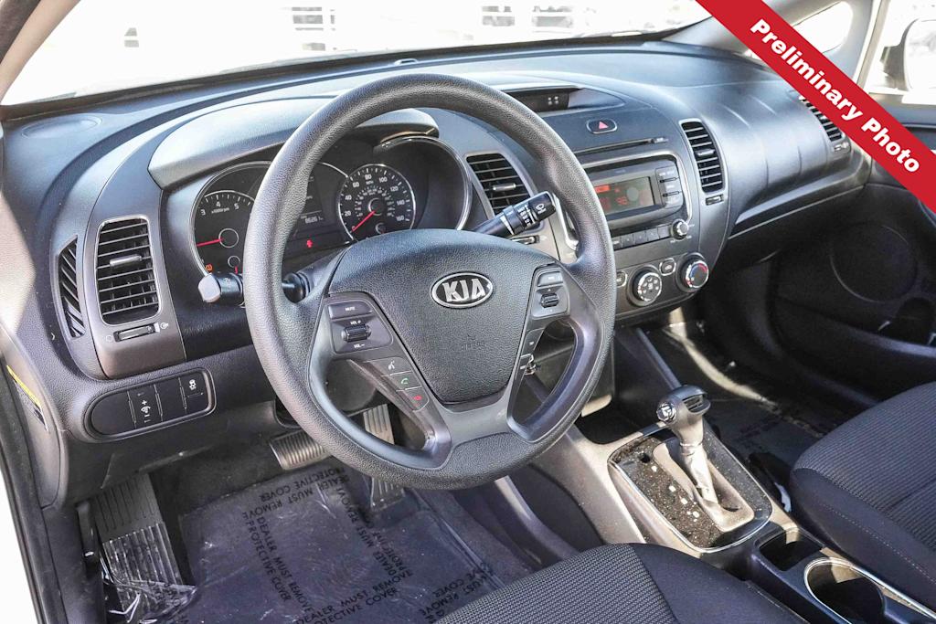 Thumbnail: 2017 Kia Forte - 2