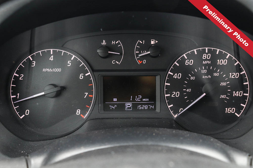Thumbnail: 2016 Nissan Sentra - 12