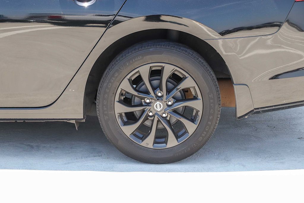 Thumbnail: 2018 Nissan Sentra - 19