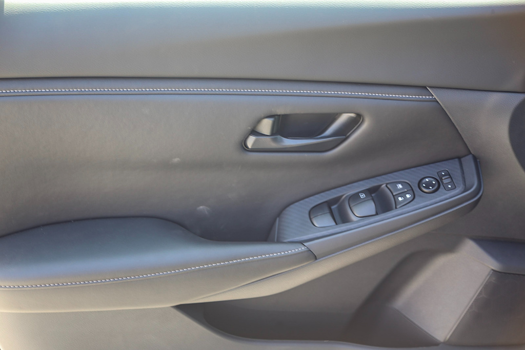 2025 Nissan Sentra S - Photo 24