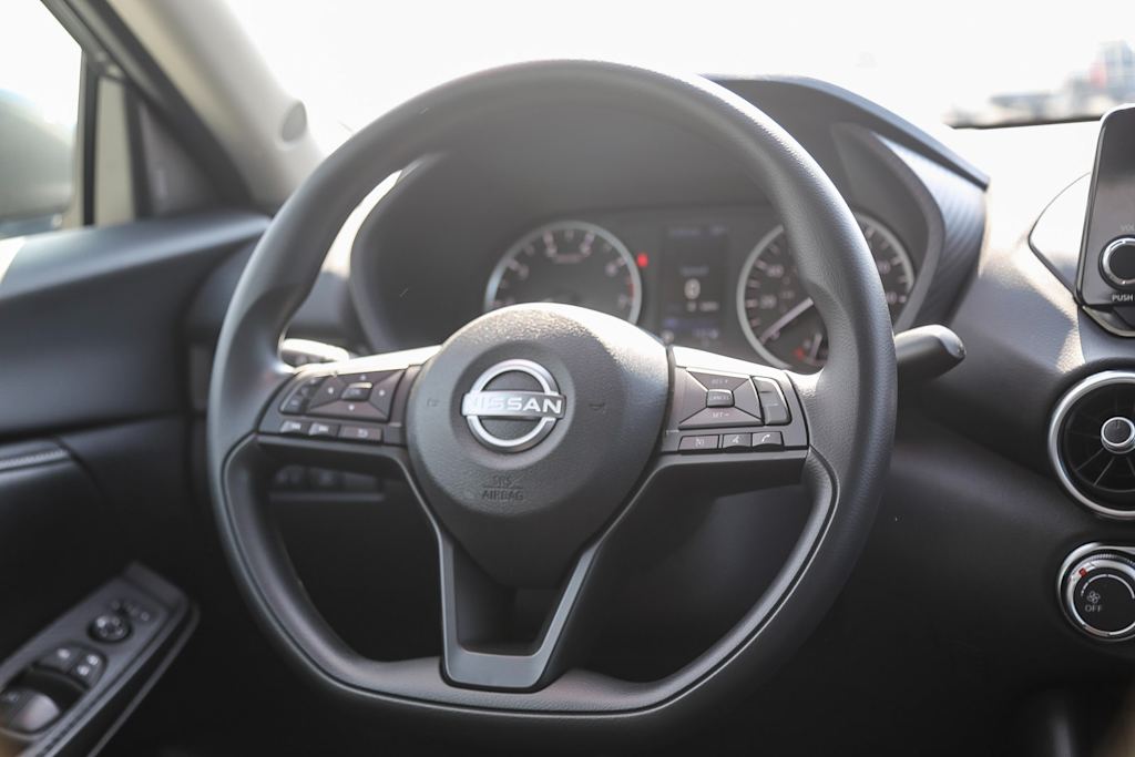 2025 Nissan Sentra S - Photo 8