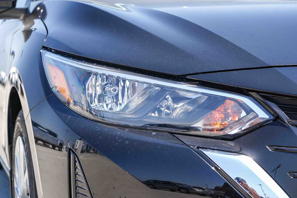 2025 Nissan Sentra S - Photo 17