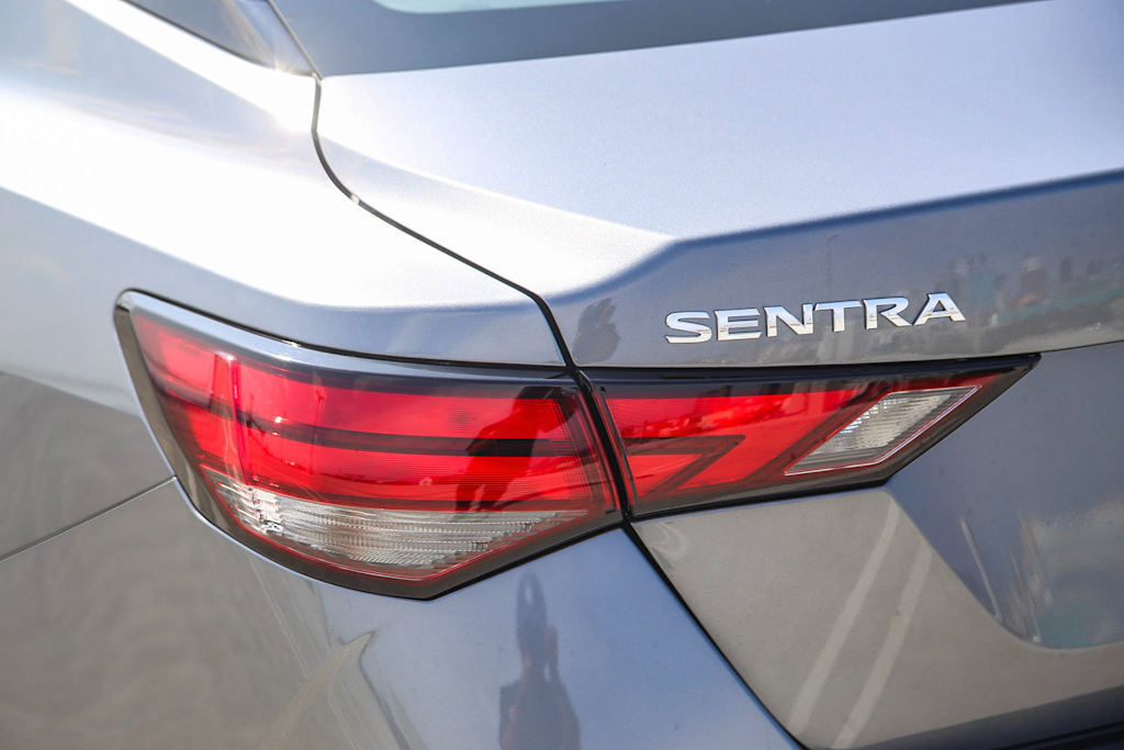 Thumbnail: 2025 Nissan Sentra - 18