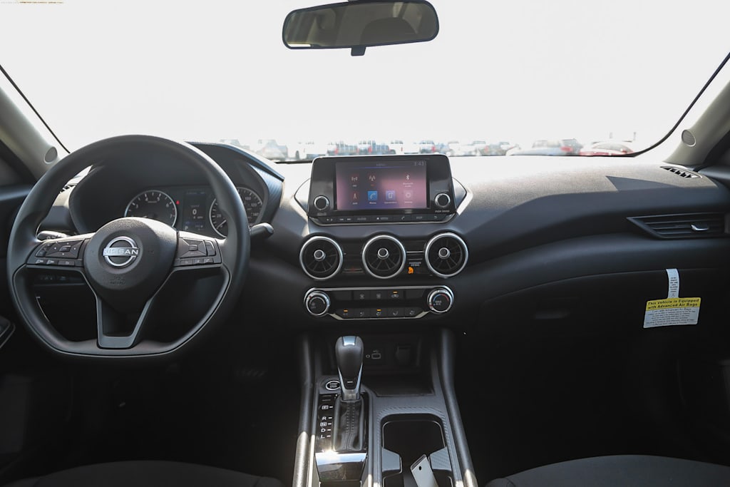 Thumbnail: 2025 Nissan Sentra - 2