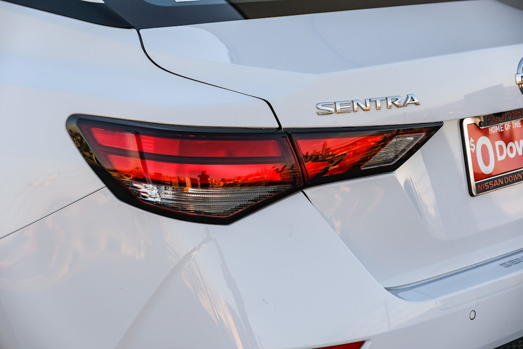 Thumbnail: 2023 Nissan Sentra - 19