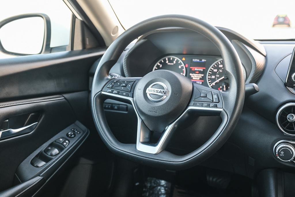 Thumbnail: 2023 Nissan Sentra - 8