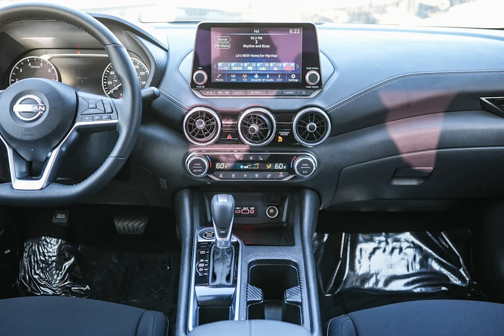 Thumbnail: 2025 Nissan Sentra - 8