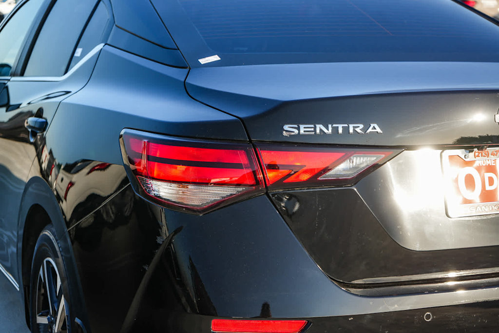 Thumbnail: 2025 Nissan Sentra - 21