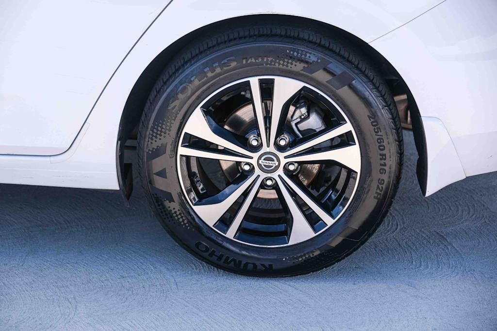 Thumbnail: 2021 Nissan Sentra - 19