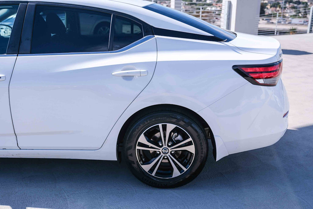 Thumbnail: 2021 Nissan Sentra - 6