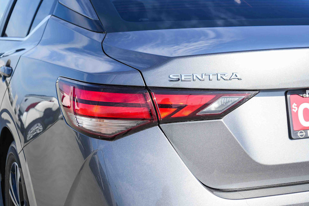 Thumbnail: 2022 Nissan Sentra - 21