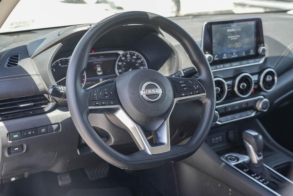 Thumbnail: 2024 Nissan Sentra - 2