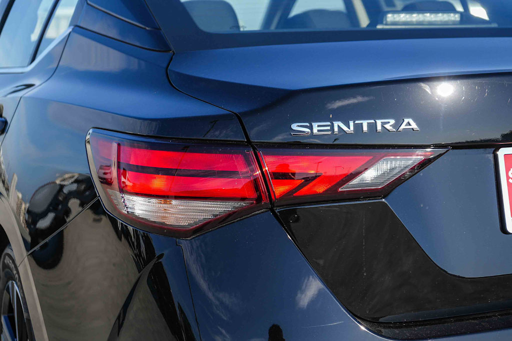 Thumbnail: 2025 Nissan Sentra - 21