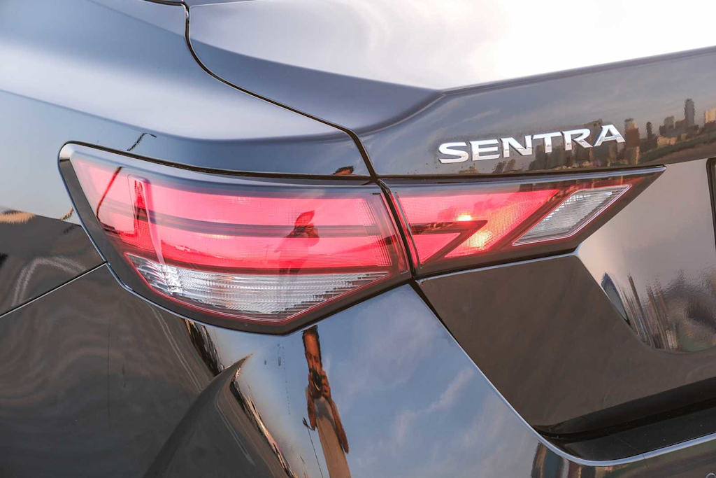 Thumbnail: 2025 Nissan Sentra - 18
