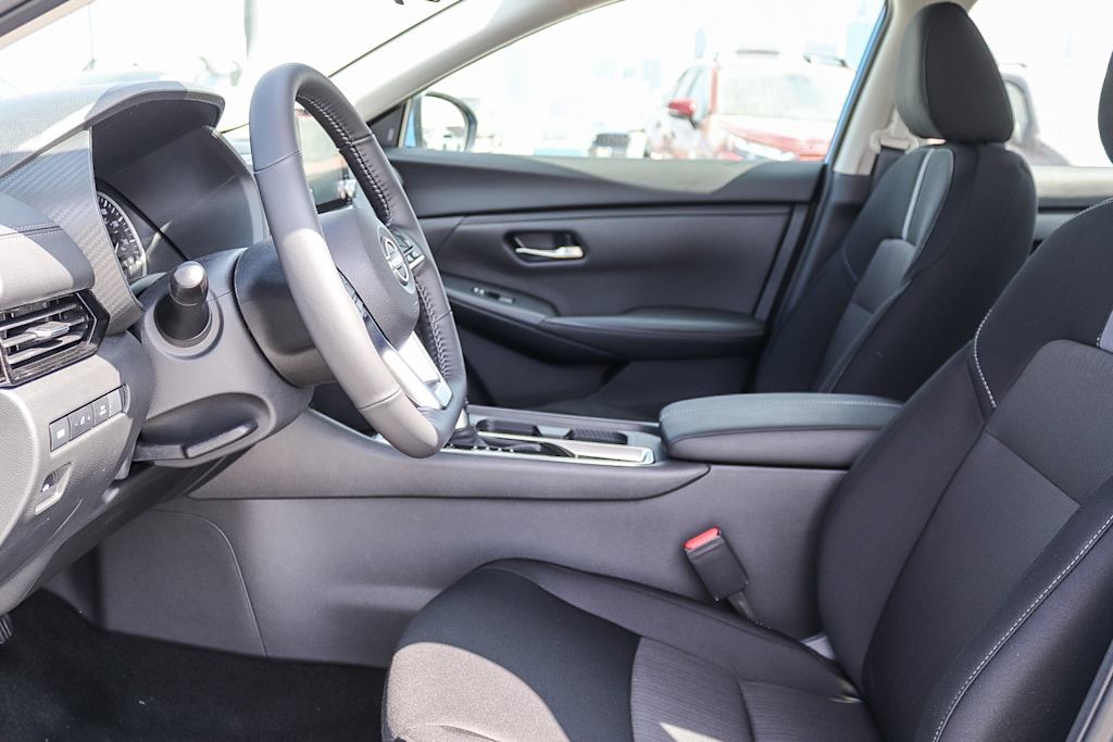 Thumbnail: 2025 Nissan Sentra - 10