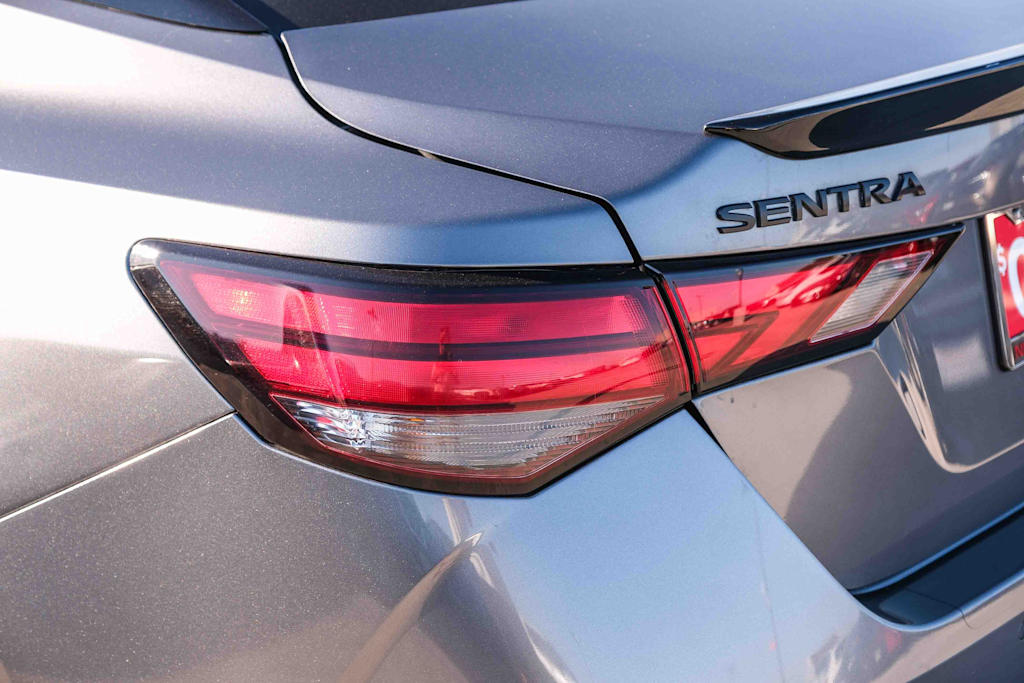 Thumbnail: 2023 Nissan Sentra - 18