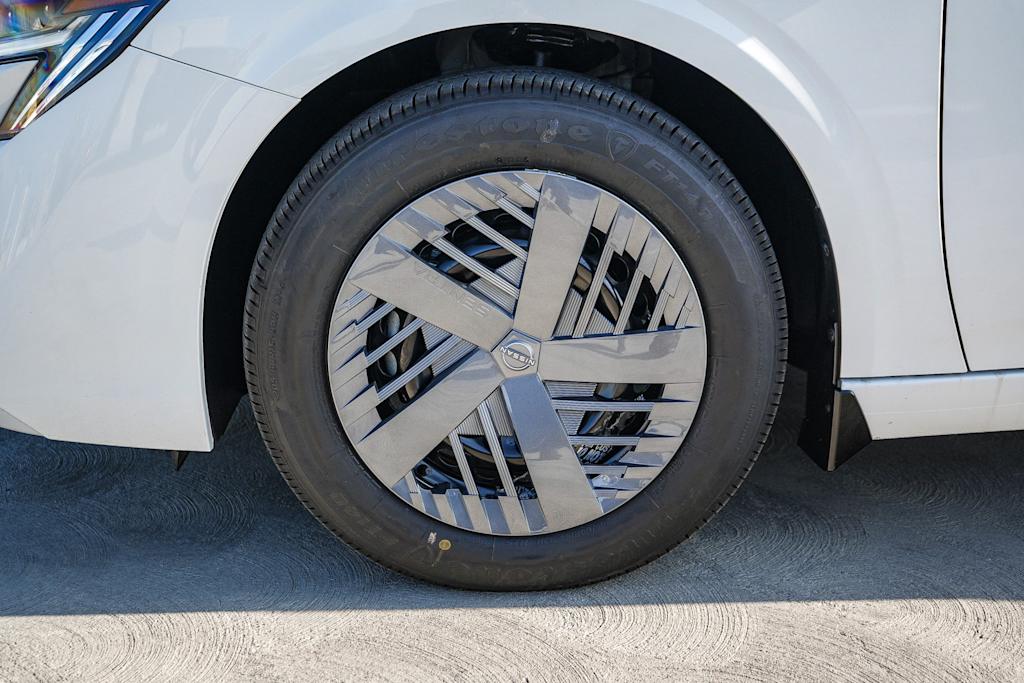Thumbnail: 2027 Nissan Sentra - 24