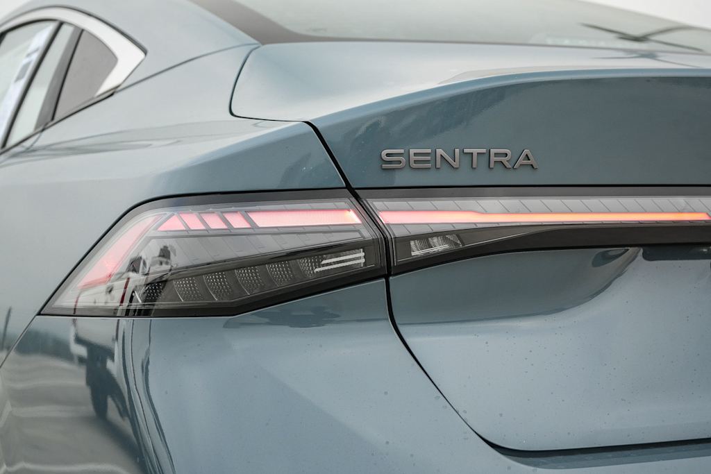 Thumbnail: 2027 Nissan Sentra - 22