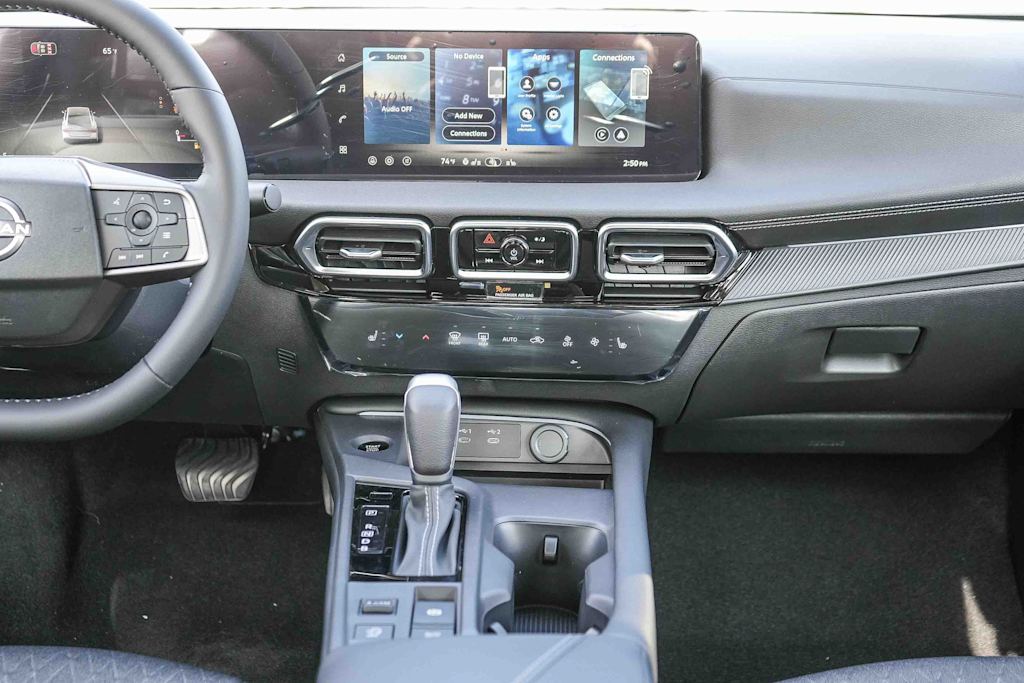 Thumbnail: 2026 Nissan Sentra - 9