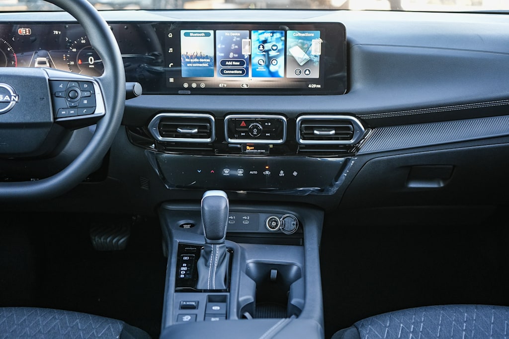 Thumbnail: 2026 Nissan Sentra - 9